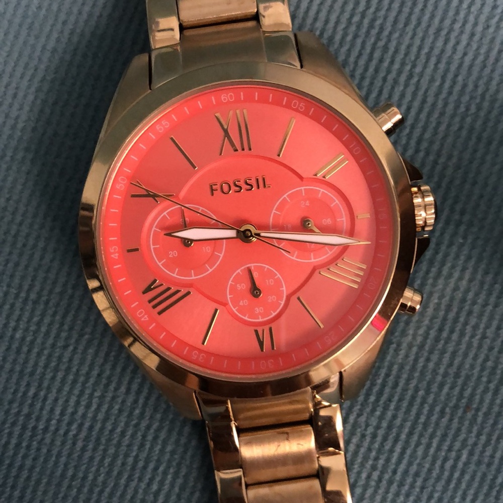 Fossil Watch - Picture 3 of 5
